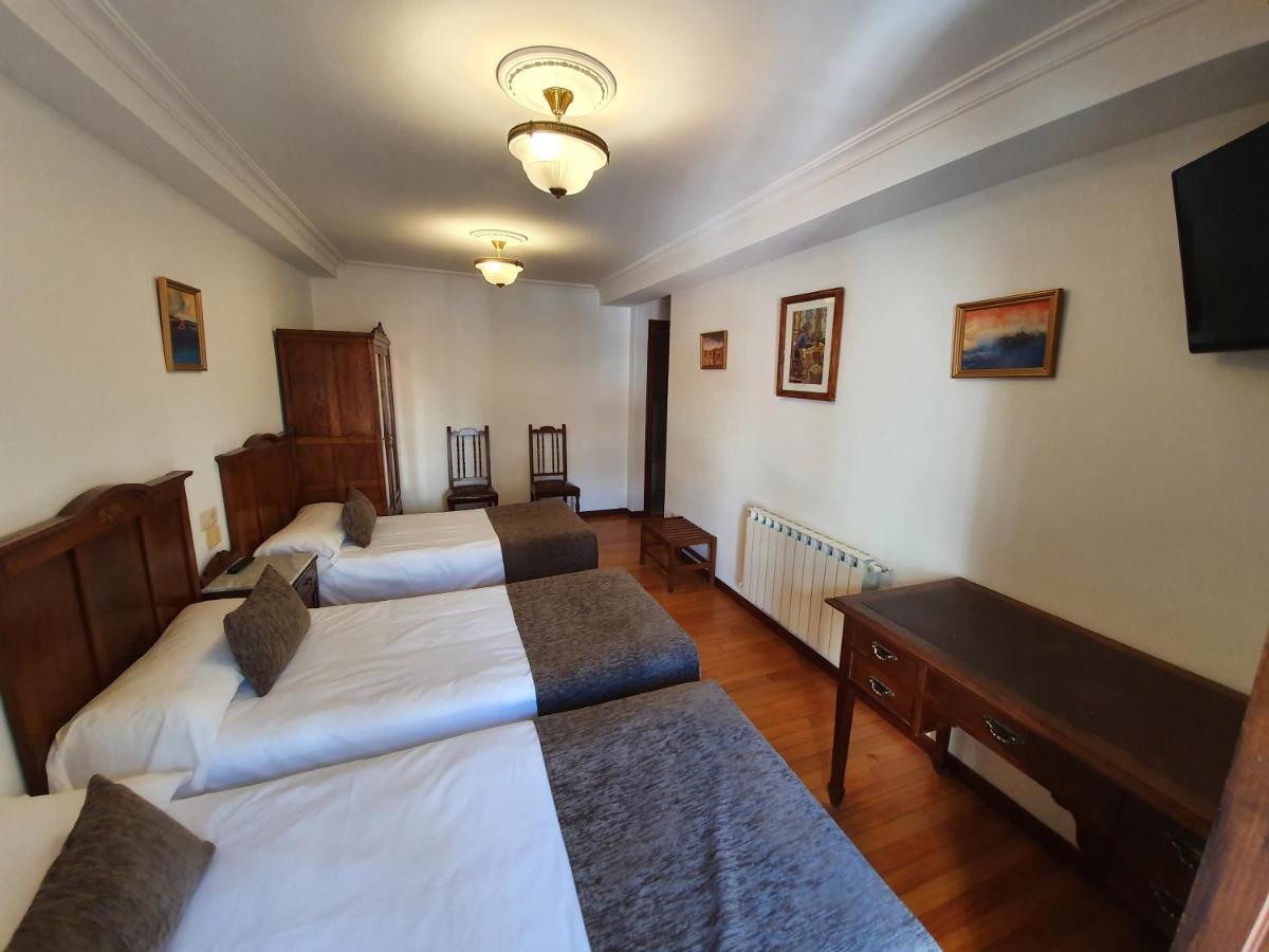 Hostal Giadas Santiago de Compostela Dış mekan fotoğraf