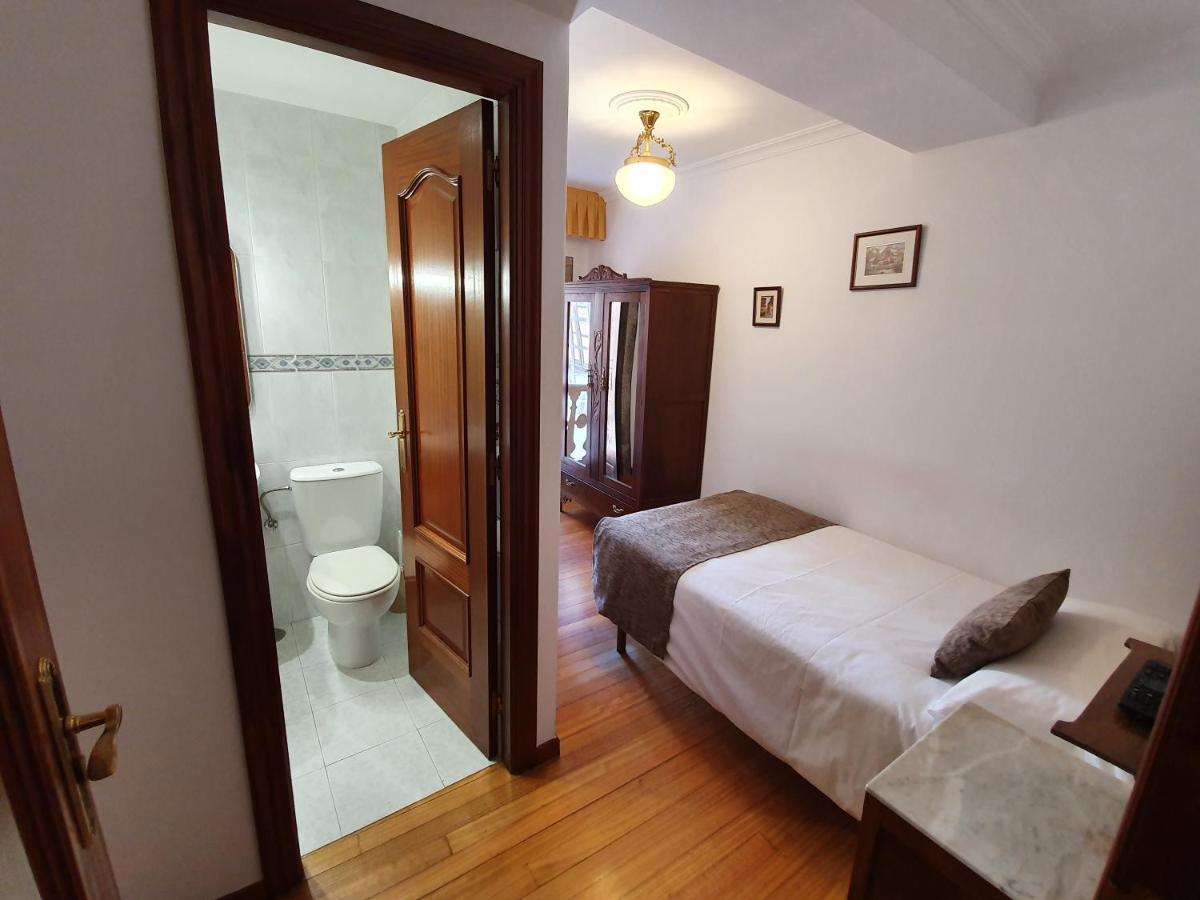 Hostal Giadas Santiago de Compostela Dış mekan fotoğraf